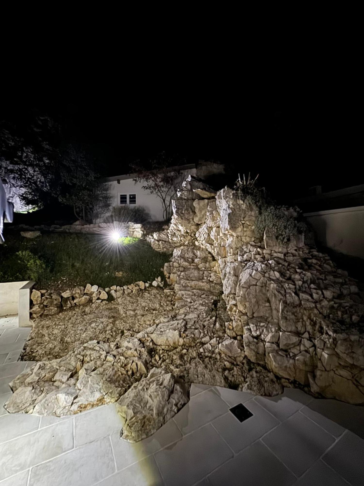 Maison Au Bord De L'Eau Les Roches Rochefort-sur-Nenon Exterior foto